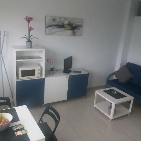 Apartamento Yaymar דירה *